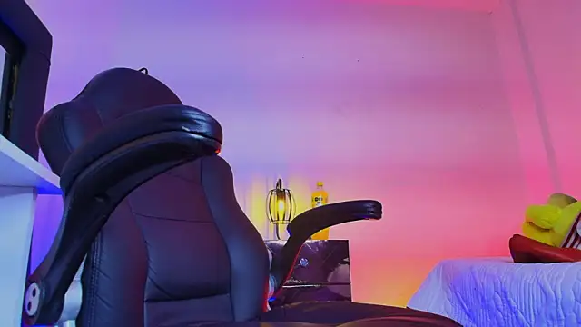 Axell Kussh online show from March 20, 3:22 am