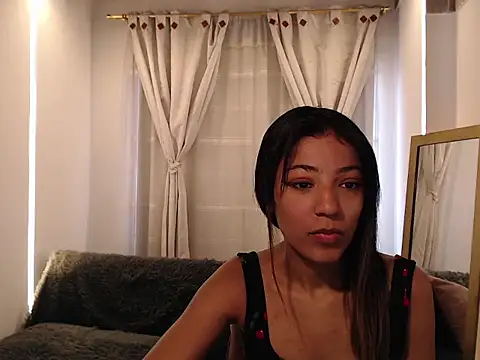 Scarleet miaa online show from April 15, 7:10 pm