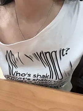 Celeste SexyY online show from April 3, 12:52 am