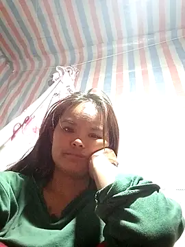 Snapshot of Luminana chatting on February 25, 2:54 am Luminana online show from February 25, 2:54 am