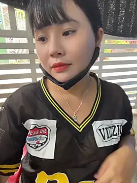 Lewd couple online show from May 9, 4:28 am