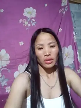 Snapshot of nhynhy11 chatting on February 20, 2:28 pm nhynhy11 online show from February 20, 2:28 pm