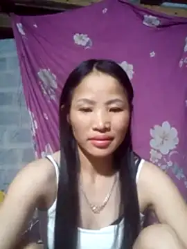 Snapshot of nhynhy11 chatting on March 1, 11:18 pm nhynhy11 online show from March 1, 11:18 pm