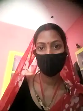 Snapshot of BIG_QWEEN_NO1 chatting on February 9, 7:34 am BIG QWEEN NO1 online show from February 9, 7:34 am