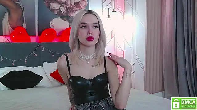 Snapshot of JosephineRowe chatting on February 28, 9:54 am JosephineRowe online show from February 28, 9:54 am