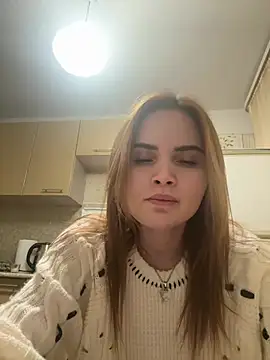 Snapshot of Emma_Songae chatting on February 11, 8:36 pm Emma Songae online show from February 11, 8:36 pm