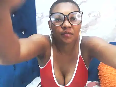 CrystalMelaninXX online show from March 22, 3:48 pm