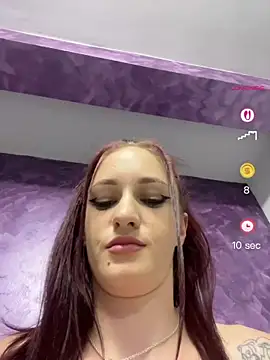 Roxyfoxyyy online show from July 8, 8:57 pm