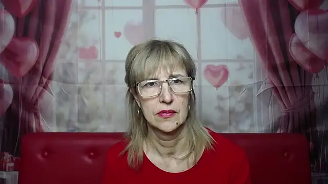 Snapshot of PattySanny chatting on May 2, 5:18 pm PattySanny online show from May 2, 5:18 pm