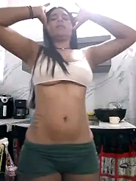 Zoe Renata online show from March 6, 9:06 am