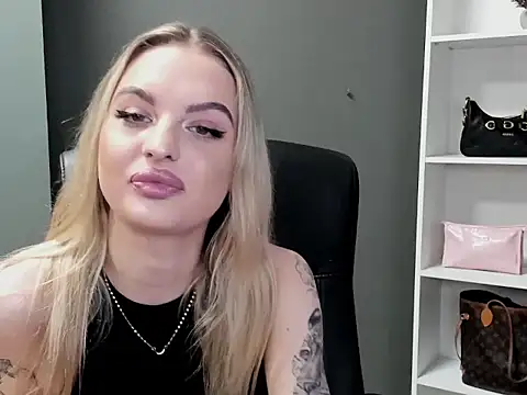 BlankaXCute online show from February 7, 3:27 pm