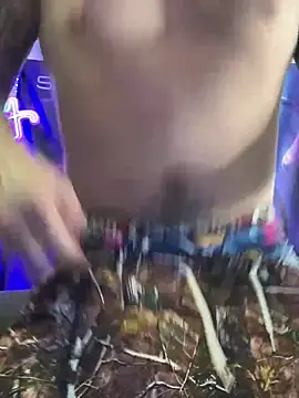 Smokebluntafterblunt online show from April 18, 3:21 am