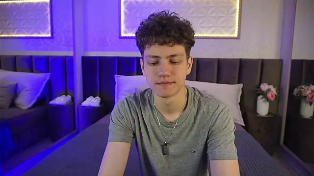 StefanBev online show from April 2, 7:55 pm