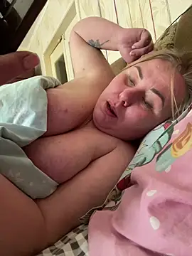 Mommy-girl-Lola online show from June 2, 1:13 pm