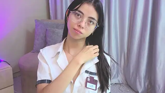 Mia Naive online show from June 3, 12:08 pm