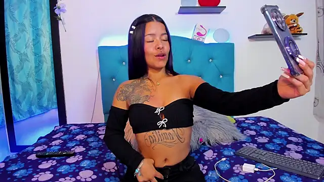 Sandy ass 69  online show from April 17, 9:51 pm