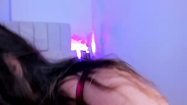 Cutie-Kim online show from February 28, 1:23 pm