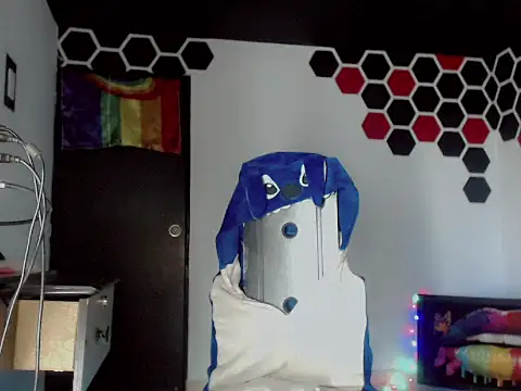 Snapshot of nebullax_mcqueen chatting on February 20, 1:22 pm nebullax mcqueen online show from February 20, 1:22 pm