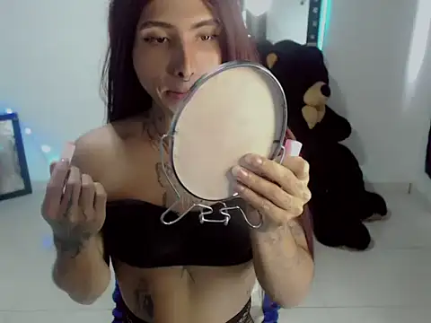 Snapshot of nebullax_mcqueen chatting on February 24, 1:53 pm nebullax mcqueen online show from February 24, 1:53 pm