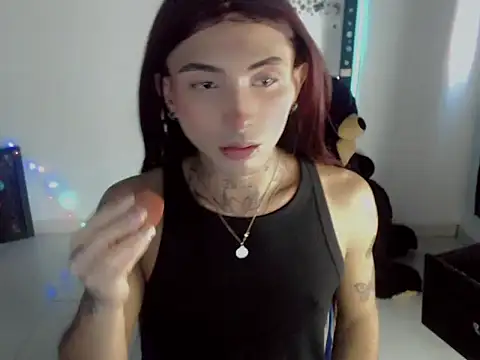 Snapshot of nebullax_mcqueen chatting on February 27, 1:55 pm nebullax mcqueen online show from February 27, 1:55 pm