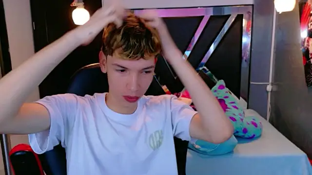 Liam Green1 online show from March 1, 2:08 pm