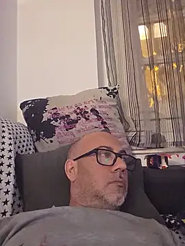 Snapshot of pareja47 chatting on May 15, 9:00 pm pareja47 online show from May 15, 9:00 pm