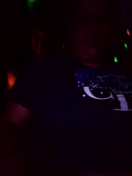 Snapshot of Dorada_Tentacion chatting on February 23, 4:10 am Dorada Tentacion online show from February 23, 4:10 am