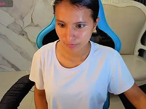 Cataleya23 a online show from April 17, 7:50 pm