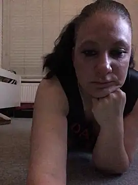 NaomiPackh92906 online show from March 28, 9:58 pm