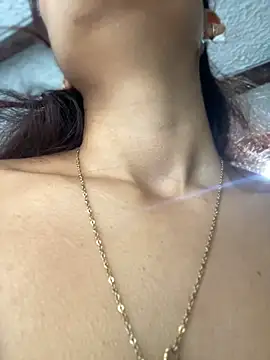 -BabyLuna online show from March 13, 1:18 pm