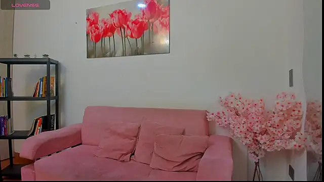 Snapshot of Kitty_f00x chatting on July 2, 7:20 pm Kitty f00x online show from July 2, 7:20 pm