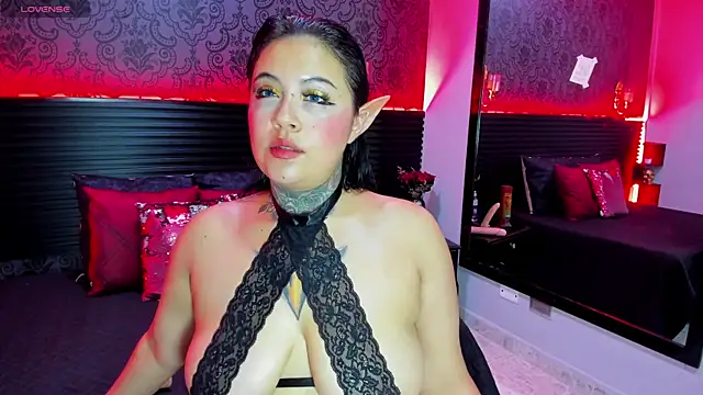 Aurelia Walker online show from February 20, 12:40 am