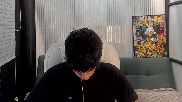 Declan-Foxx online show from April 10, 8:24 pm