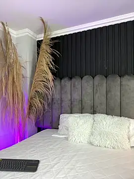 Nanda vixen  online show from February 12, 8:48 pm