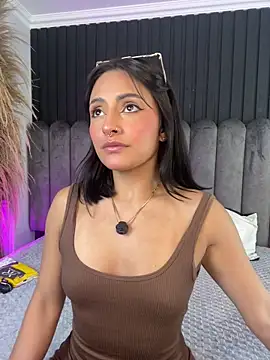 Nanda vixen  online show from April 8, 11:37 pm