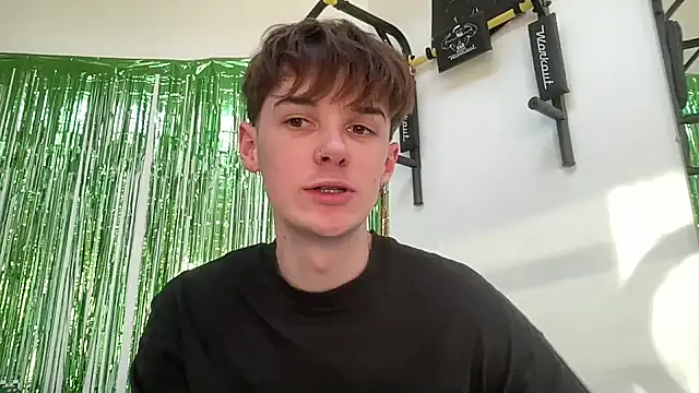 YourMilkyGuy online show from March 11, 3:18 pm