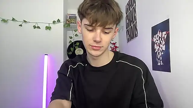 YourMilkyGuy online show from April 8, 3:01 pm