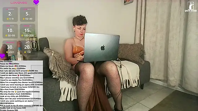 kittyfitty29 online show from February 16, 5:03 am