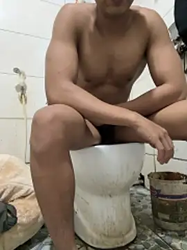 Snapshot of Graymenn chatting on February 11, 3:39 pm Graymenn online show from February 11, 3:39 pm