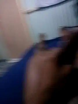 Snapshot of BigdickIsaac0987 chatting on February 11, 1:43 am BigdickIsaac0987 online show from February 11, 1:43 am