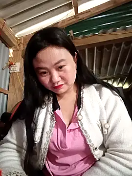 lisn-cute online show from February 24, 1:03 am