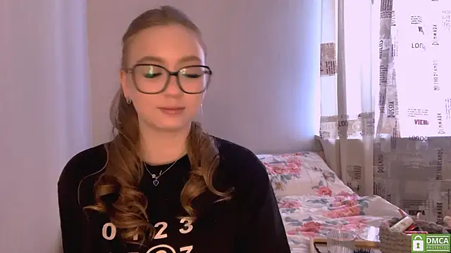 Fayalotyncute online show from March 5, 1:07 pm