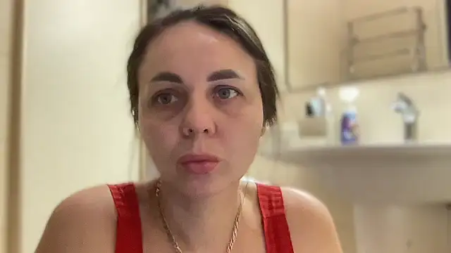 Snapshot of Darsy_Rox chatting on February 28, 9:43 am Darsy Rox online show from February 28, 9:43 am