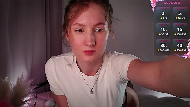 Alika L V online show from March 4, 5:41 pm