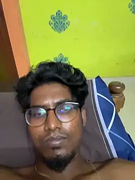 Snapshot of chennai_sexyboy chatting on February 16, 5:09 pm chennai sexyboy online show from February 16, 5:09 pm