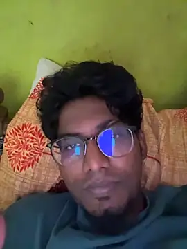 Snapshot of chennai_sexyboy chatting on February 23, 6:55 am chennai sexyboy online show from February 23, 6:55 am