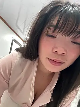 Snapshot of cuty_lusy chatting on February 27, 11:27 pm cuty lusy online show from February 27, 11:27 pm