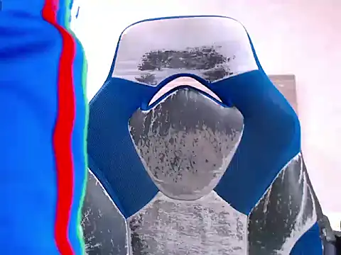 Snapshot of WilThePasive chatting on February 20, 1:11 pm WilThePasive online show from February 20, 1:11 pm