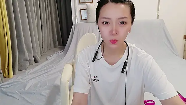 xiaojie jie online show from July 4, 4:13 pm