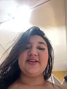 luna bradley  online show from June 8, 2:06 pm